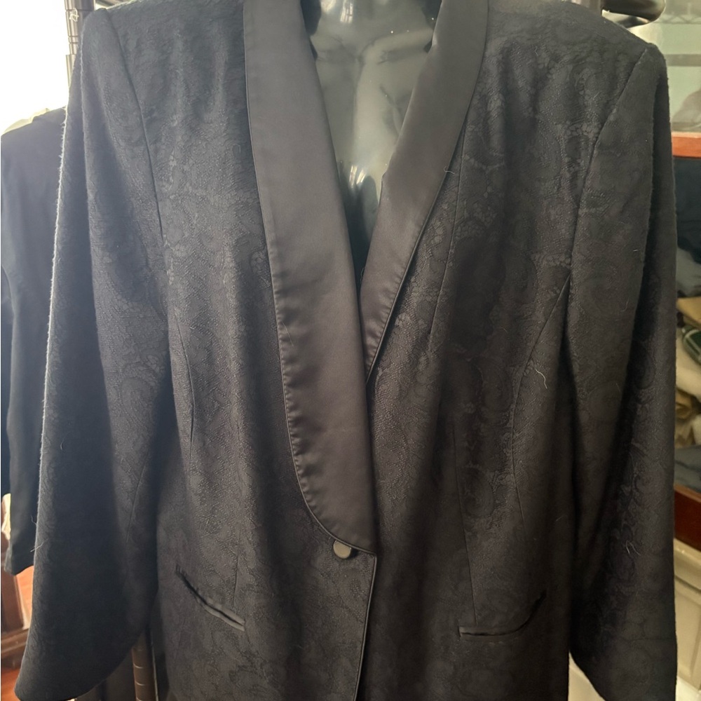 Elegant Black Blazer